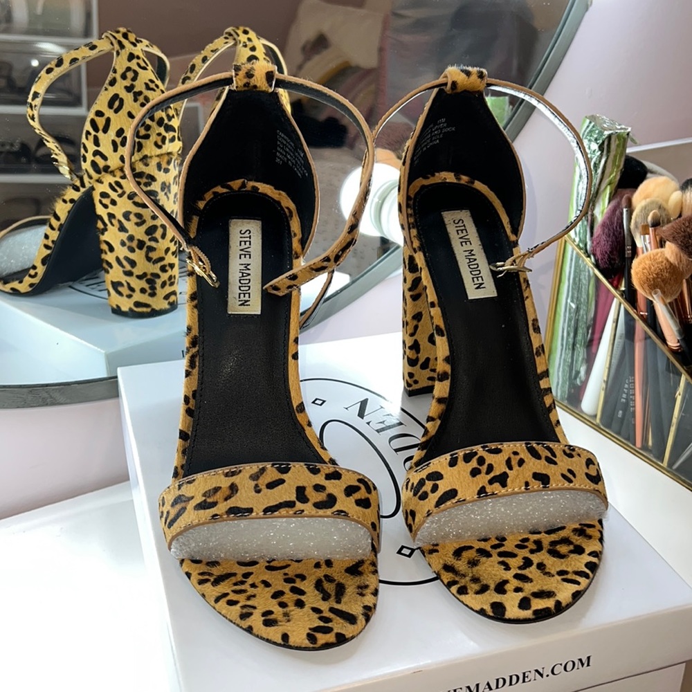 Steve Madden leopard print heels